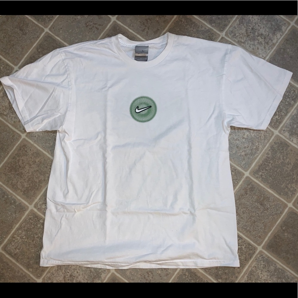 2000s Nike shirt